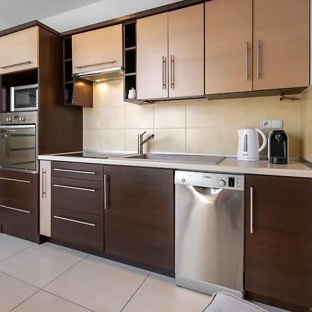 Liliowe Turnie, Centrum, Garaz Podziemny Apartment *